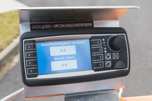 Selbstfahrende Bitumenspritzmaschine BSM 600-3R und BSM 600-3R FK – Bild 7