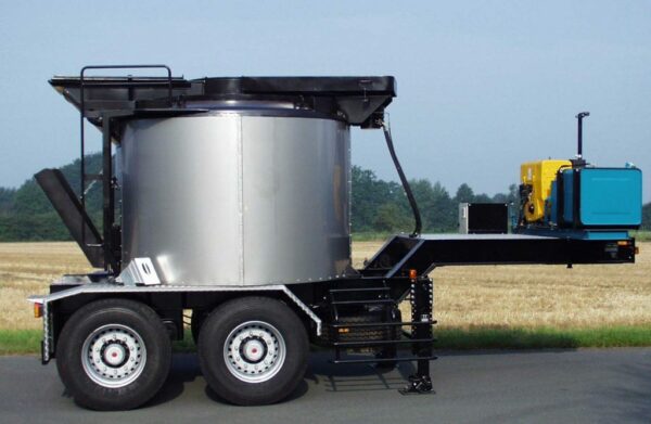Gussasphalt-Transportkocher mit vertikalem Rührwerk 500 l bis 6.200 l