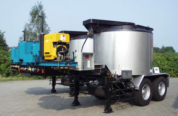 Gussasphalt-Transportkocher mit vertikalem Rührwerk 500 l bis 6.200 l – Bild 6