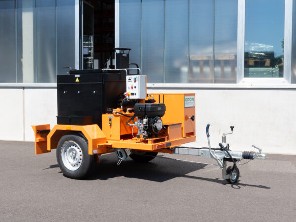 Gussasphaltrecyclingkocher 250 l auf Fahrgestell